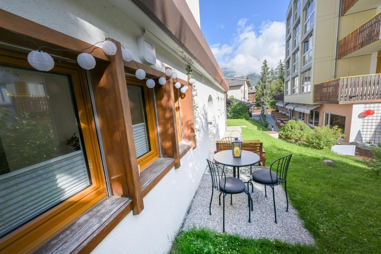 Ambassador Yellow Home Grächen Εξωτερικό φωτογραφία